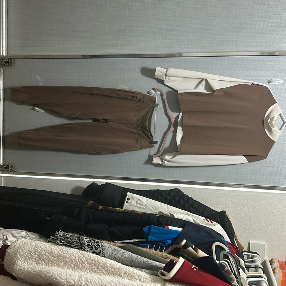 Athleta jogger set brown and cream color